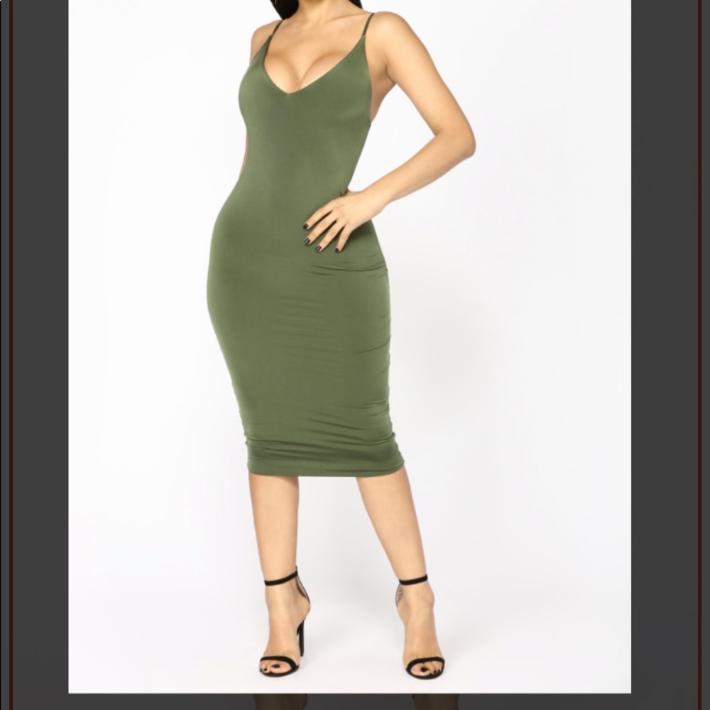 CUTE FASHION NOVA DRESS
